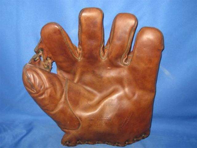 Dave Robertson Thomas E. Wilson 651 Front